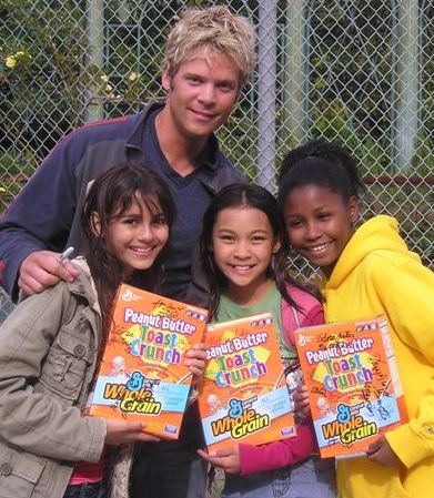 on the set of Peanut B.. Others - 